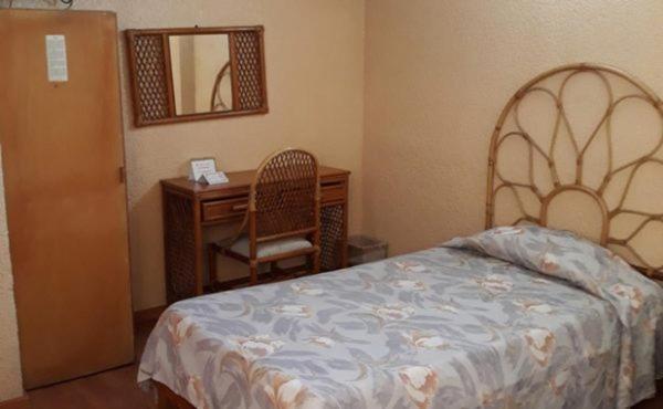 Hotel Canada تولوكا المظهر الخارجي الصورة